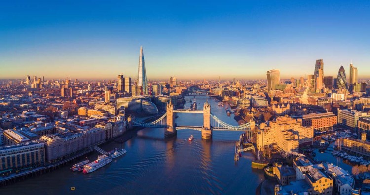 Aerial shot of the heart of London and the rover Thames